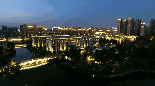 【齐盛国际宾馆】繁荣夜经济 嗨动西餐厅